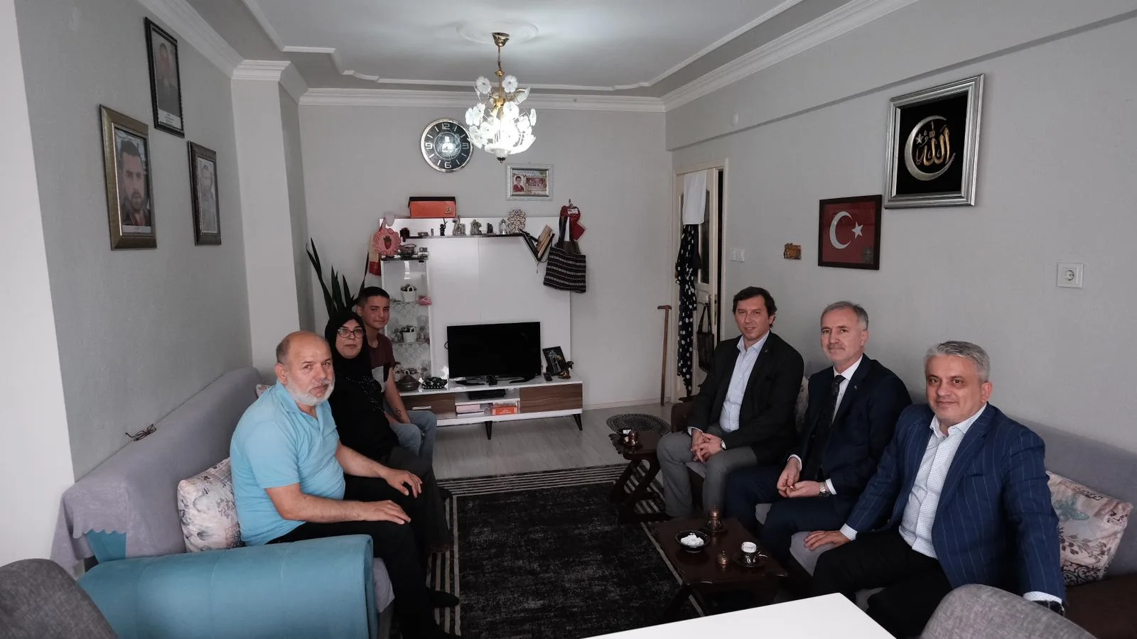 AK Parti Anneler Günü'nde Şehit annelerini ziyaret etti