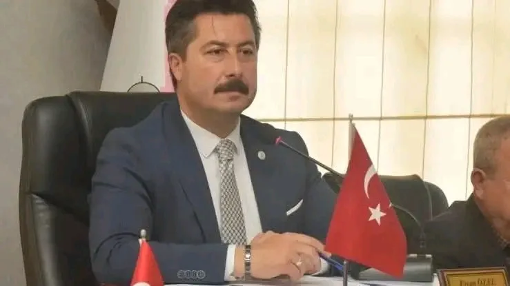 İyi Parti'den Yenişehir Belediye Başkanı Seçilen Ercan Özel'in AK Parti'ye geçti iddiası