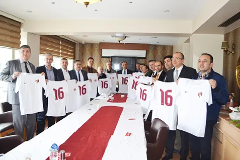 Formanı al takımına destek ol