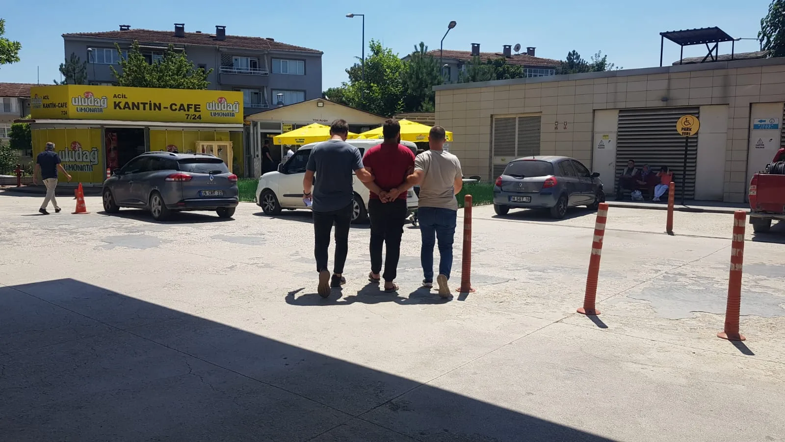 Bıçaklı yaralama olayına karışan Suriyeli gözaltına alındı