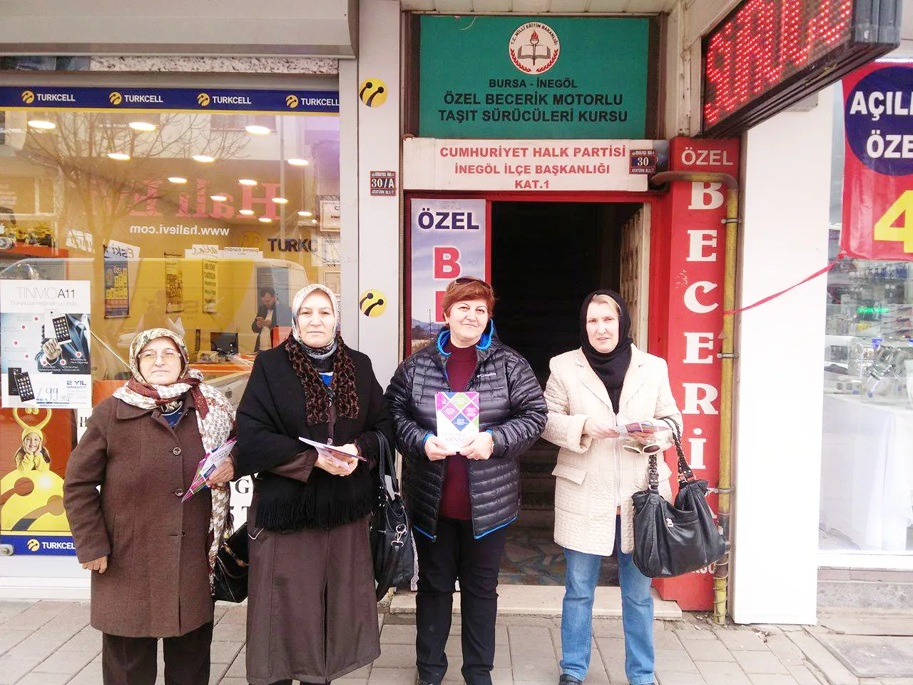 CHP'li kadınlardan anlamlı çalışma
