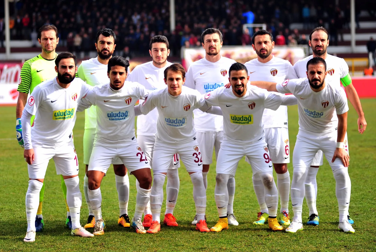 GRUPLARDA İLK PUAN