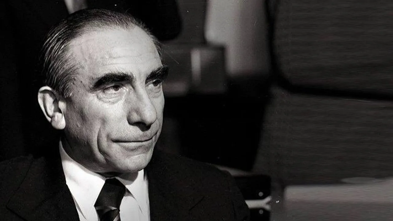 ‘28 yıl geçmesine rağmen ona duyduğumuz hürmet ve muhabbet hiç azalmamış, zayıflamamıştır’