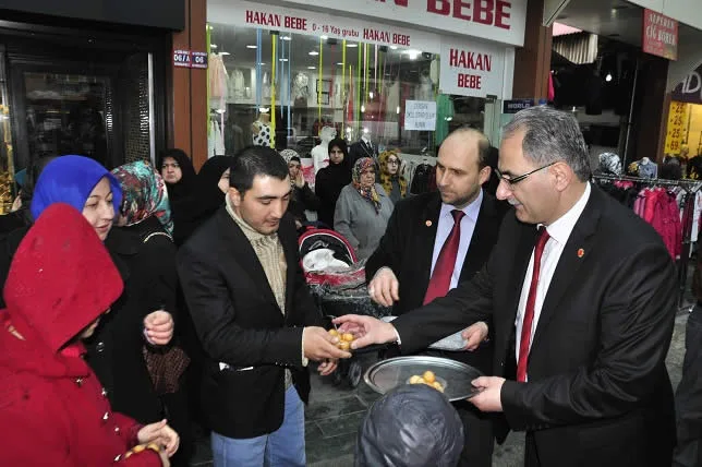 Saadet’ten lokma ziyafeti
