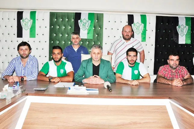 Kafkasspor yıldızlarıyla uzattı