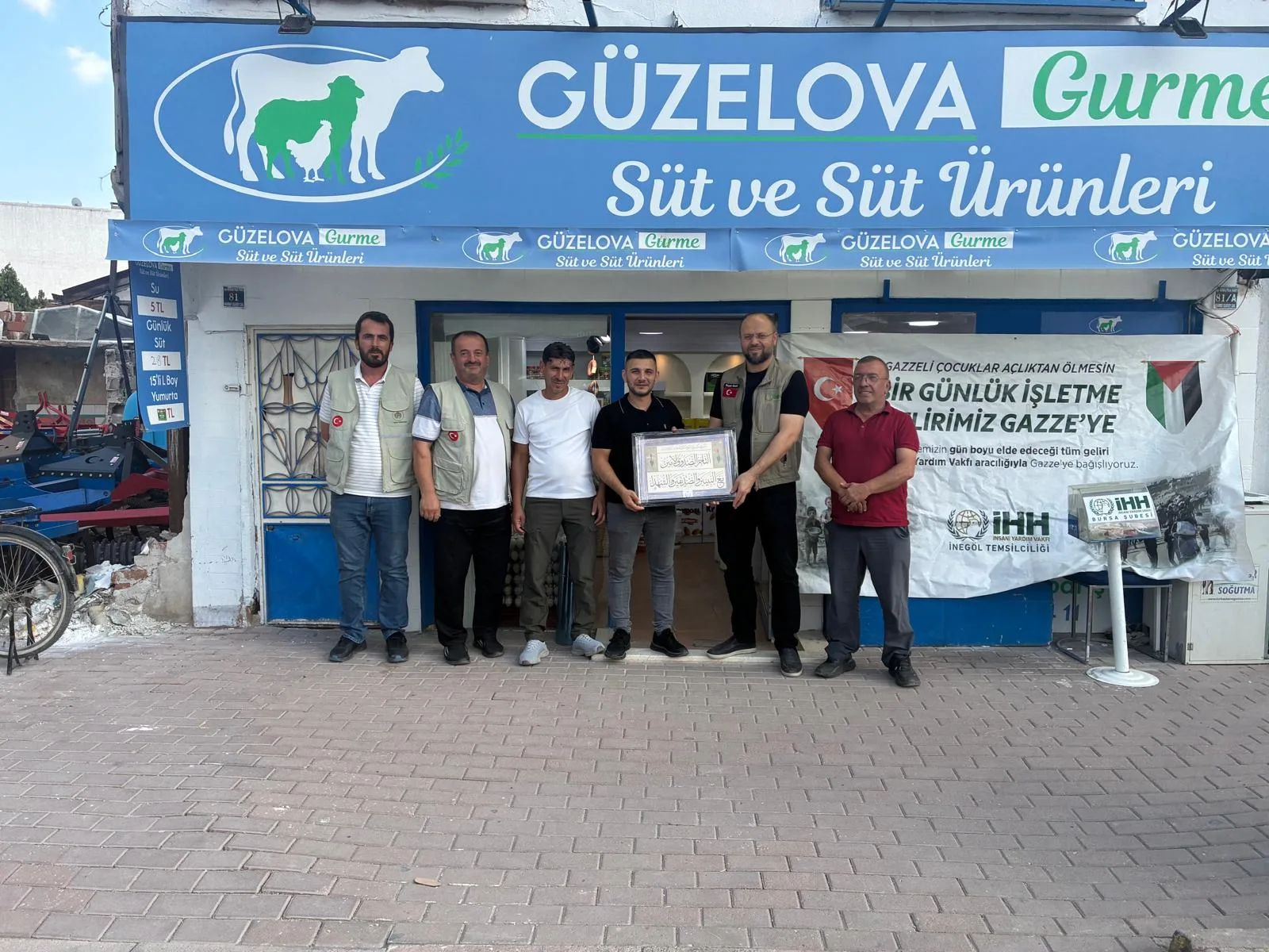 İnegöl’de esnaflar ‘Gazze’ için çalışıyor
