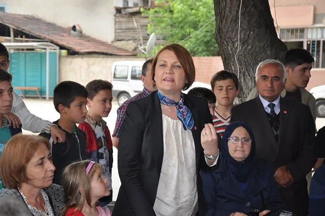 "Tüketim toplumu olduk"