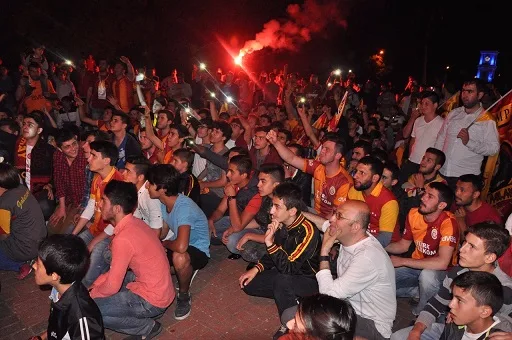 Cimbom'un şampiyonluk sevinci