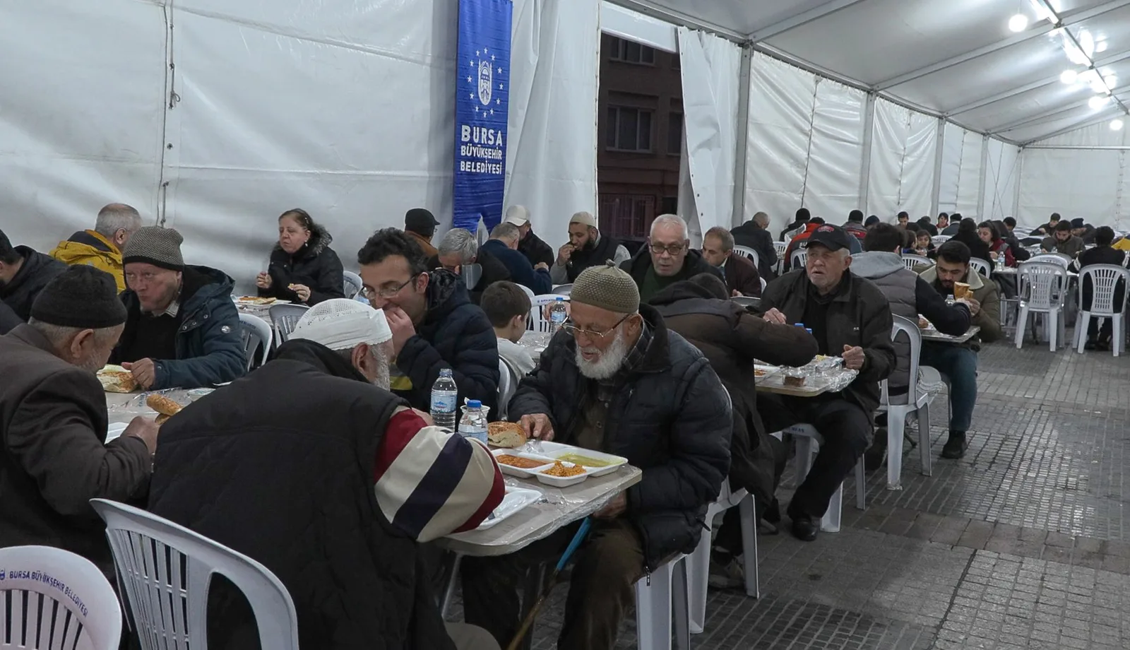 Ramazan’ın bereketi Bursa’yı sarıyor