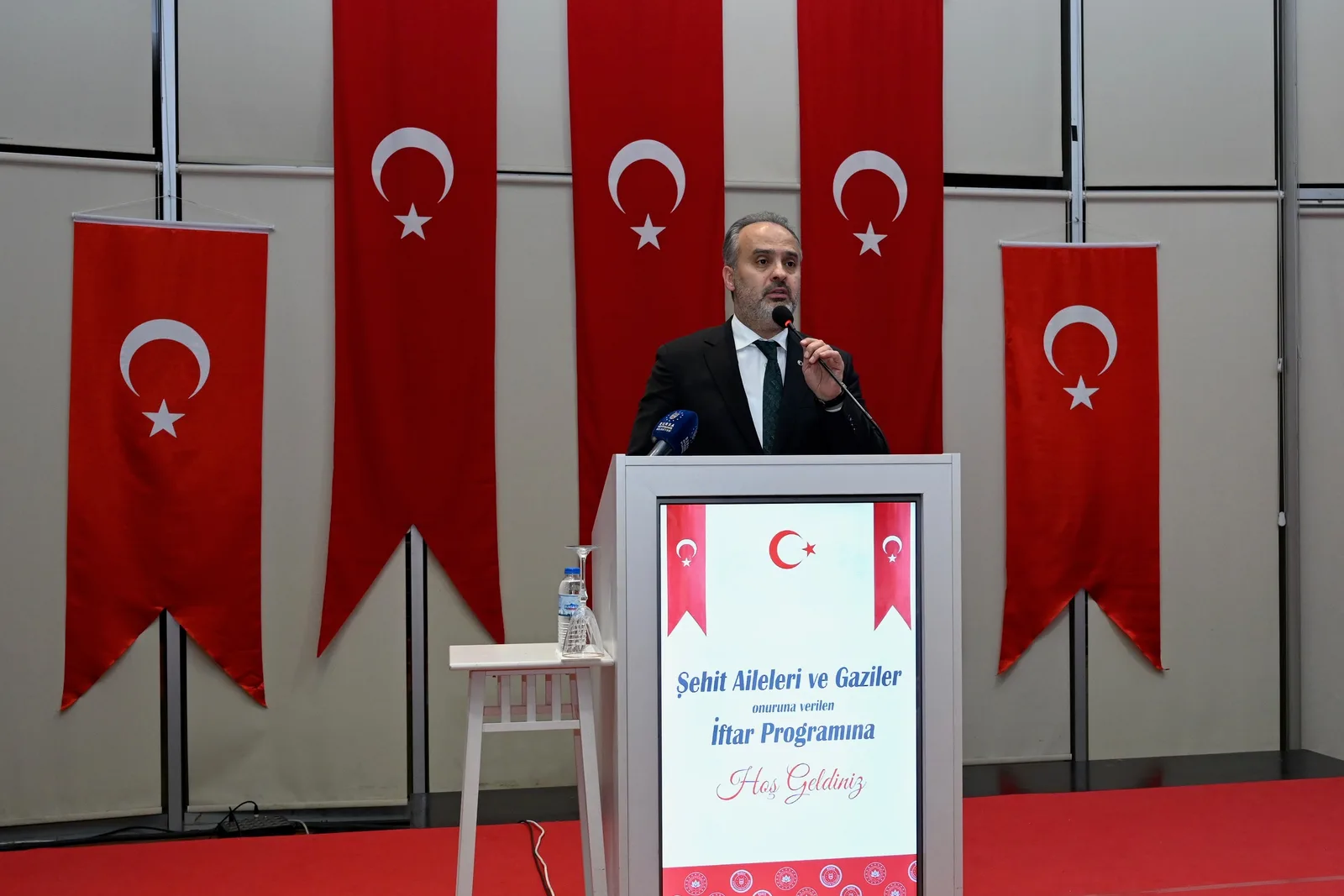 “Rabbim bu milleti hain emellerden korusun”
