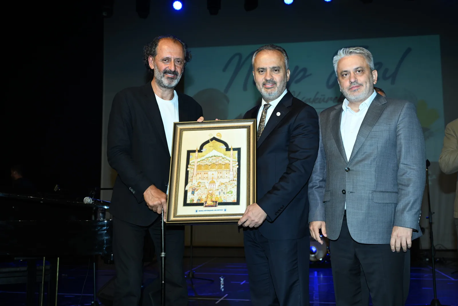 Üstat Necip Fazıl, şiirleriyle anıldı