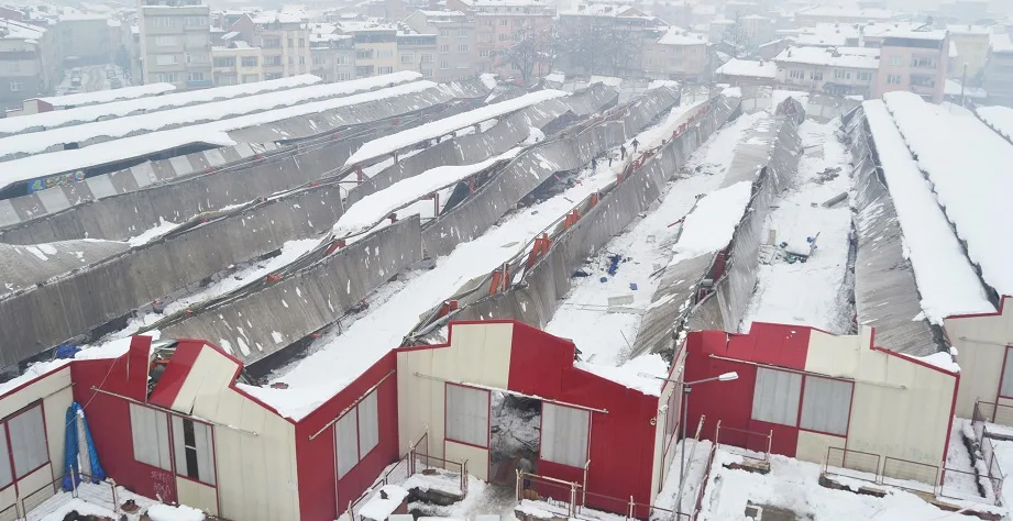 Gerekirse çatı inecek, yeni sistem kurulacak