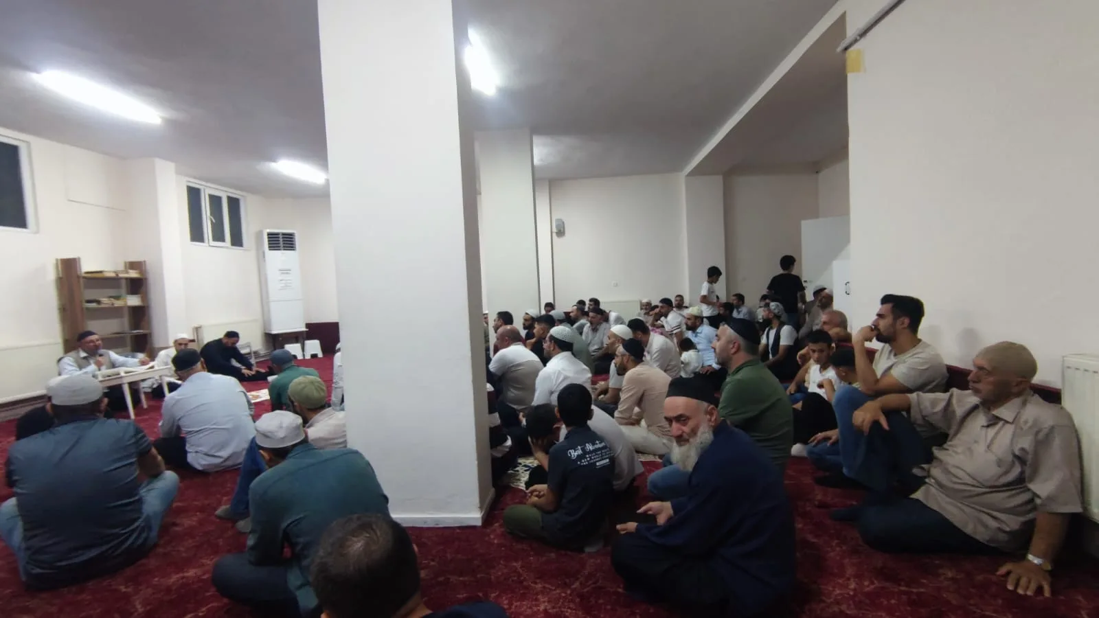 Kasım Efendi Derneği’nden Mevlid Kandili programı
