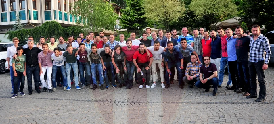 İnegölspor'dan veda yemeği