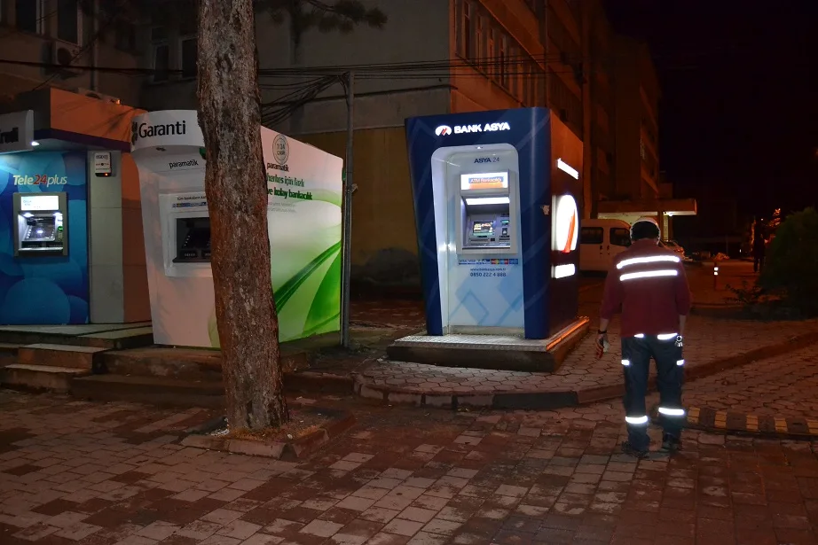 Elektrik kaçağı vatandaşı tedirgin etti