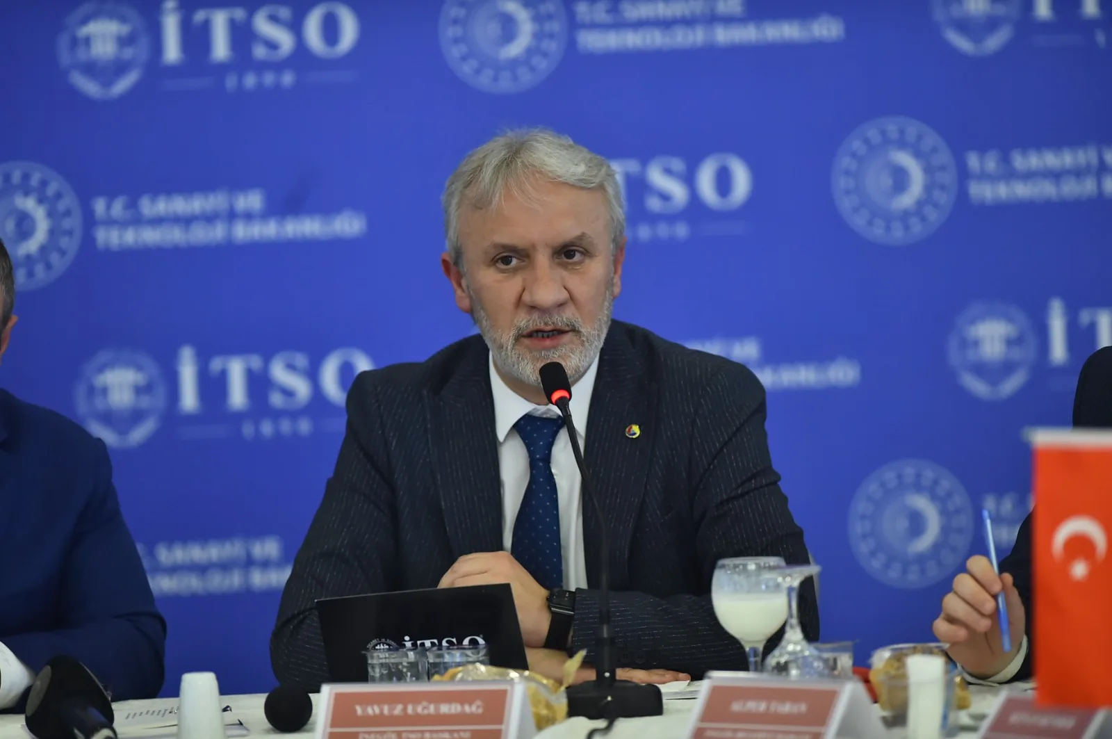 "IRAK'IN DOLAR KARARI ULUSLARARASI TİCARETİ ETKİLEMİYOR"
