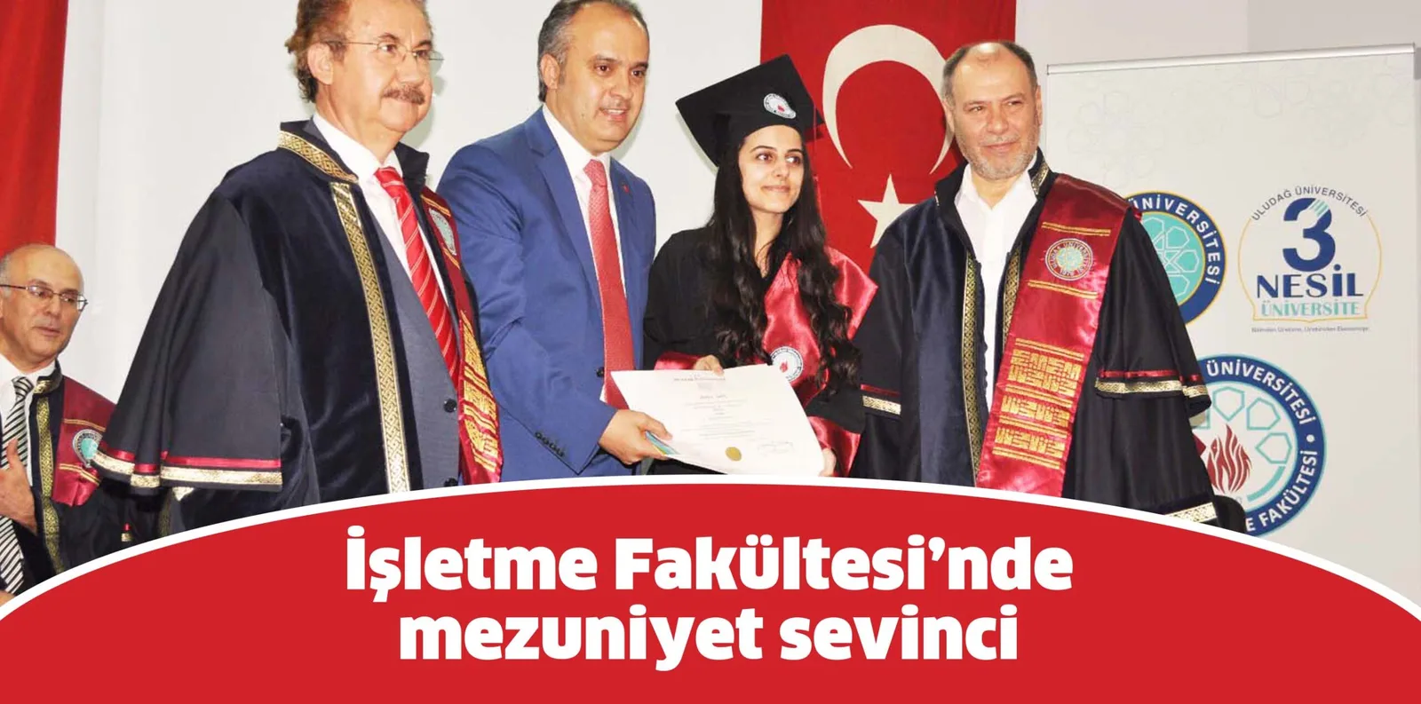 İşletme Fakültesi'nde mezuniyet sevinci