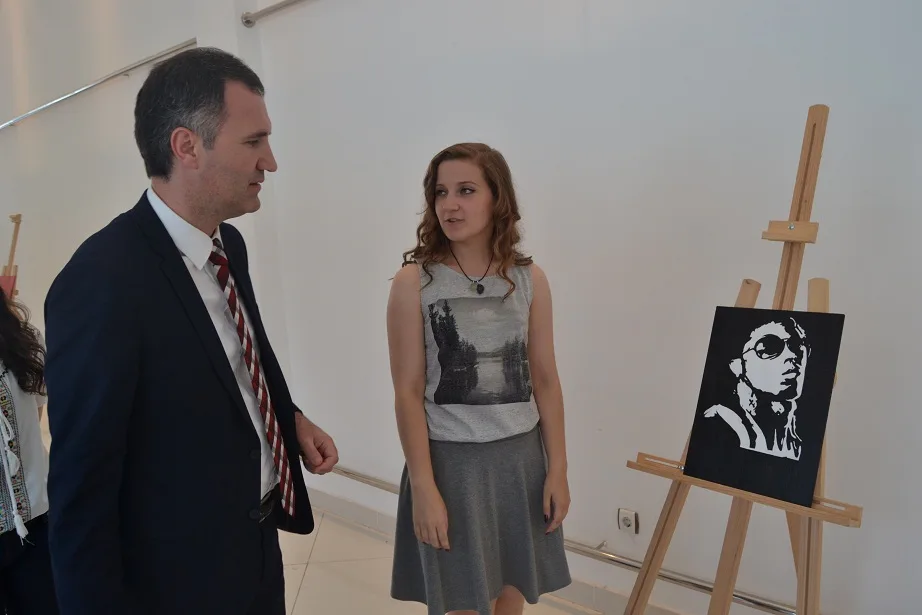 Öğrenciden örnek sergi