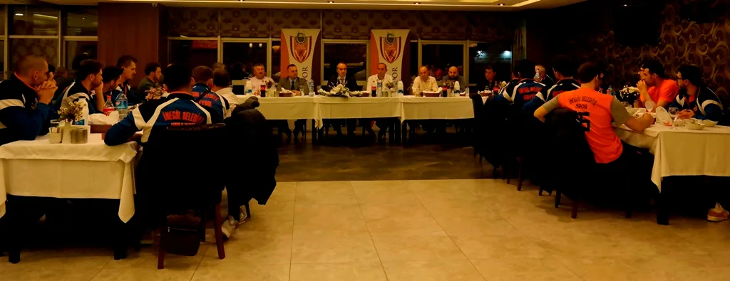 Belediyespor’a veda yemeği