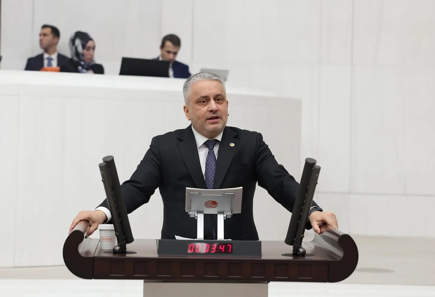‘Muhalefetin gündeminde yine algı yine iftira var, bizim gündemimiz ise yine hizmet, yine eser’