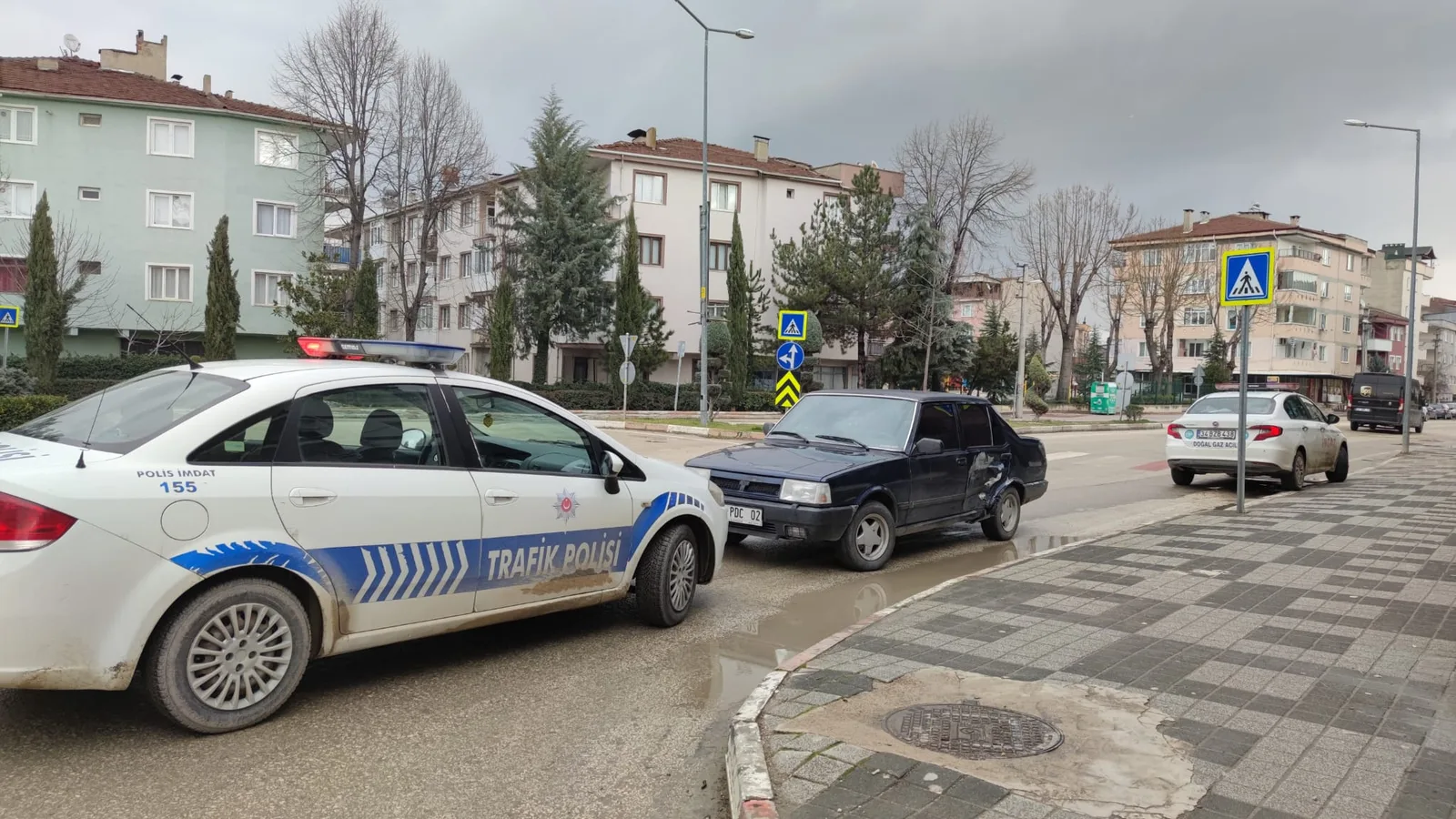 İki otomobilin karıştığı kazada 1 kişi yaralandı