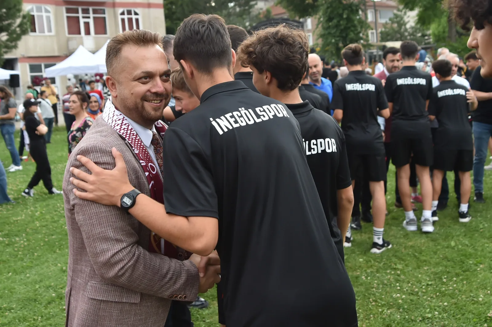 Rıdvan Kocaağa'dan İnegölspor'un gençlerine destek