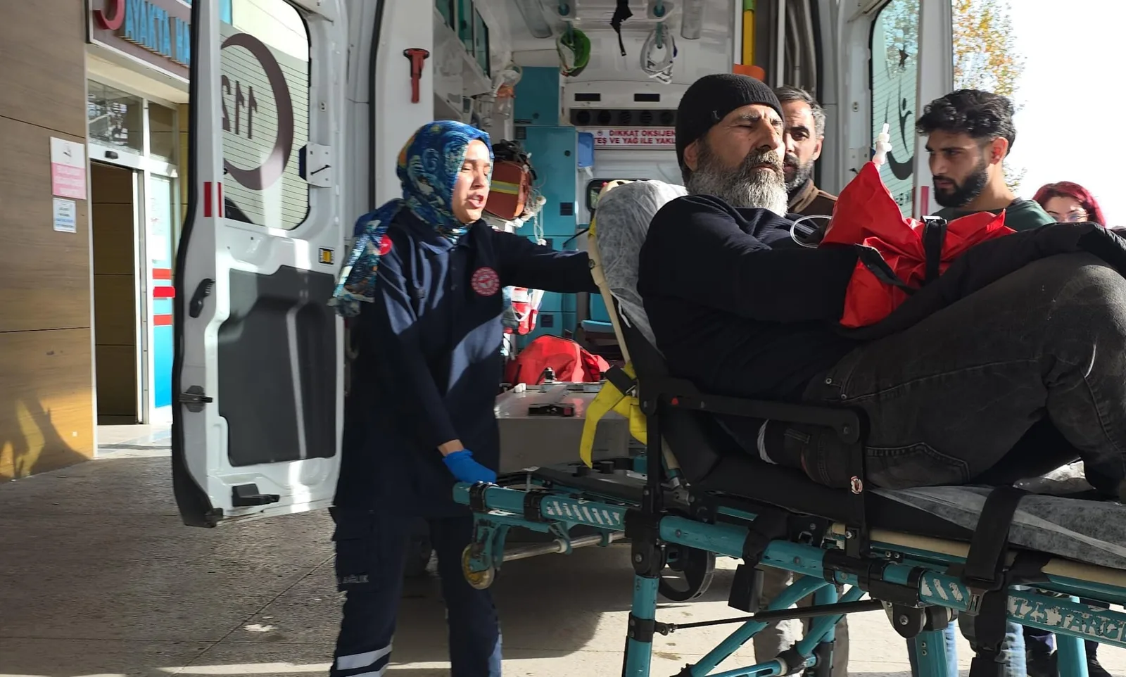 İlginç kazada, yaralanan sürücüler konuşma engelli çıktı