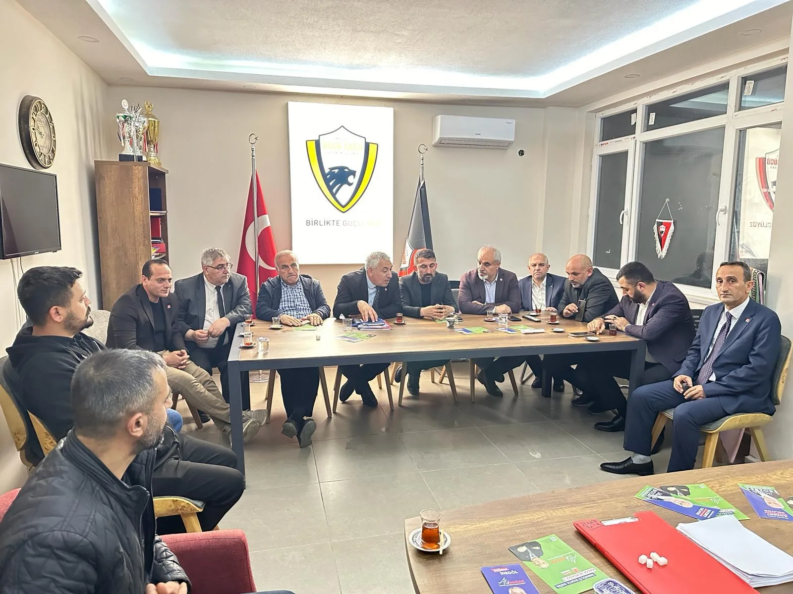 "Spor kulüplerine kalıcı gelirler sağlayacağım"