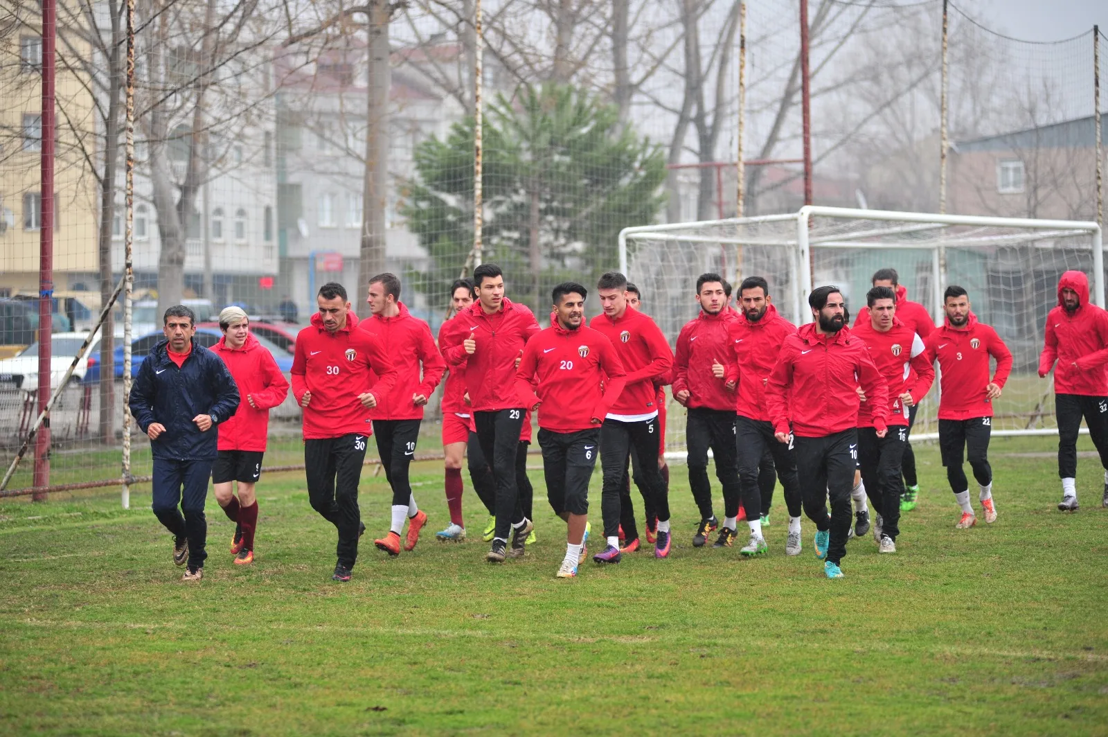 OYUNCU BULAMIYORUZ