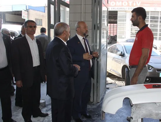 "Büyükşehir yasası da esnafımızı mağdur etmiş"