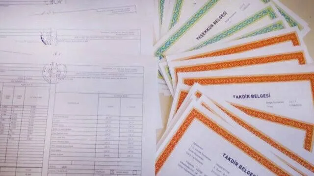 İnegöl'de okullarda hummalı 'karne' çalışmaları
