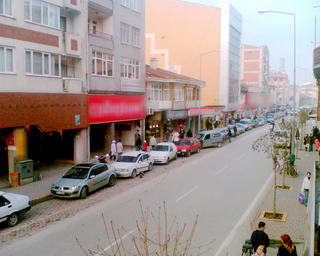 Bursa Büyükşehir’in kararı ile İnegöl’de otoparklar yeniden ücretli oluyor