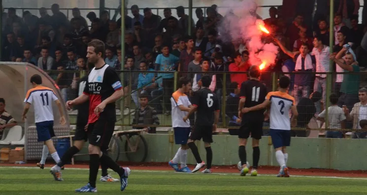 Derbi dostça başladı dostça bitti