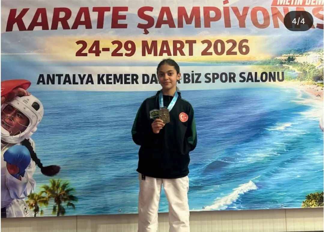 İnegöllü Zeynep Türkiye şampiyonu