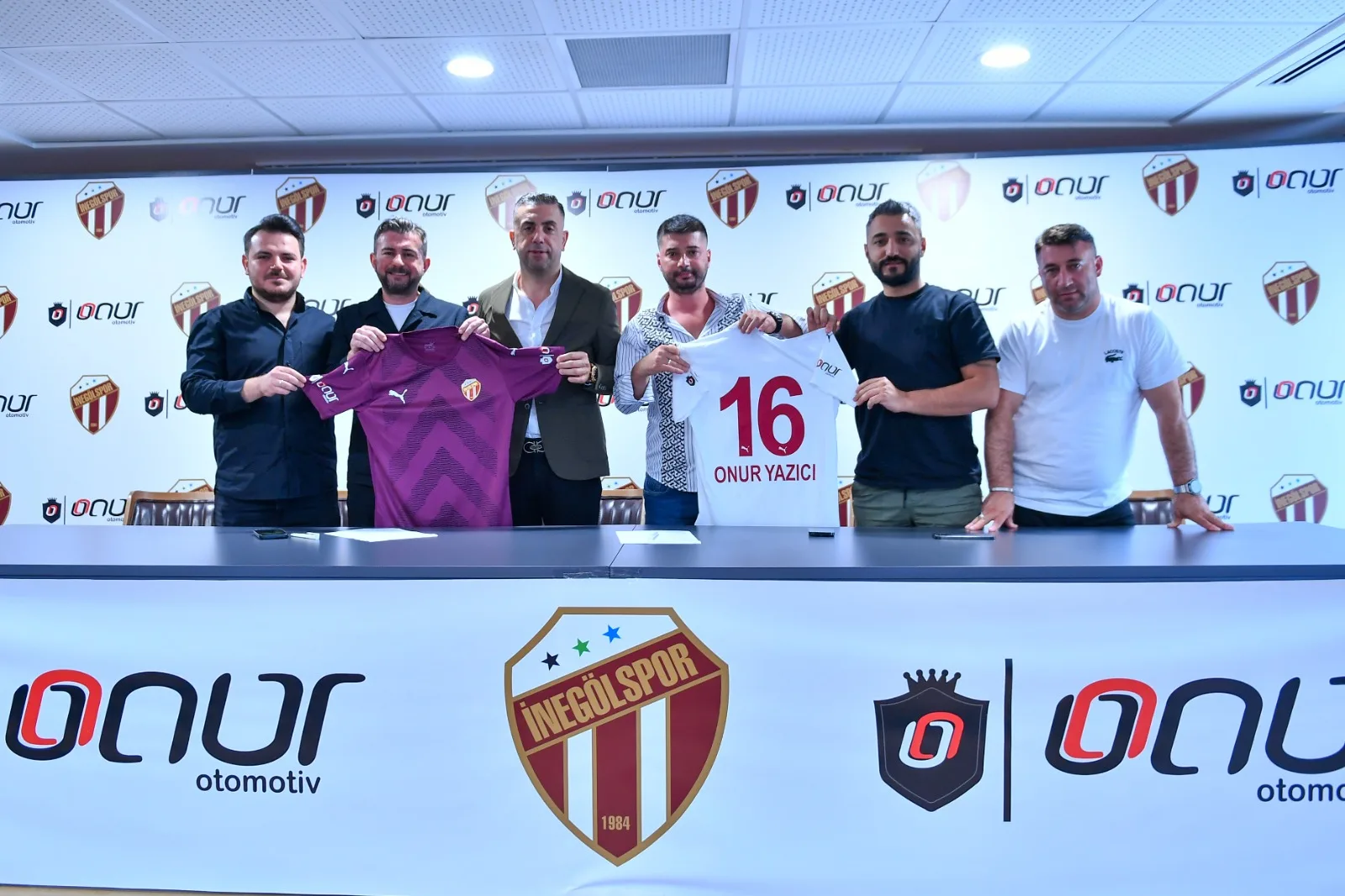 İnegölspor'a destekler sürüyor
