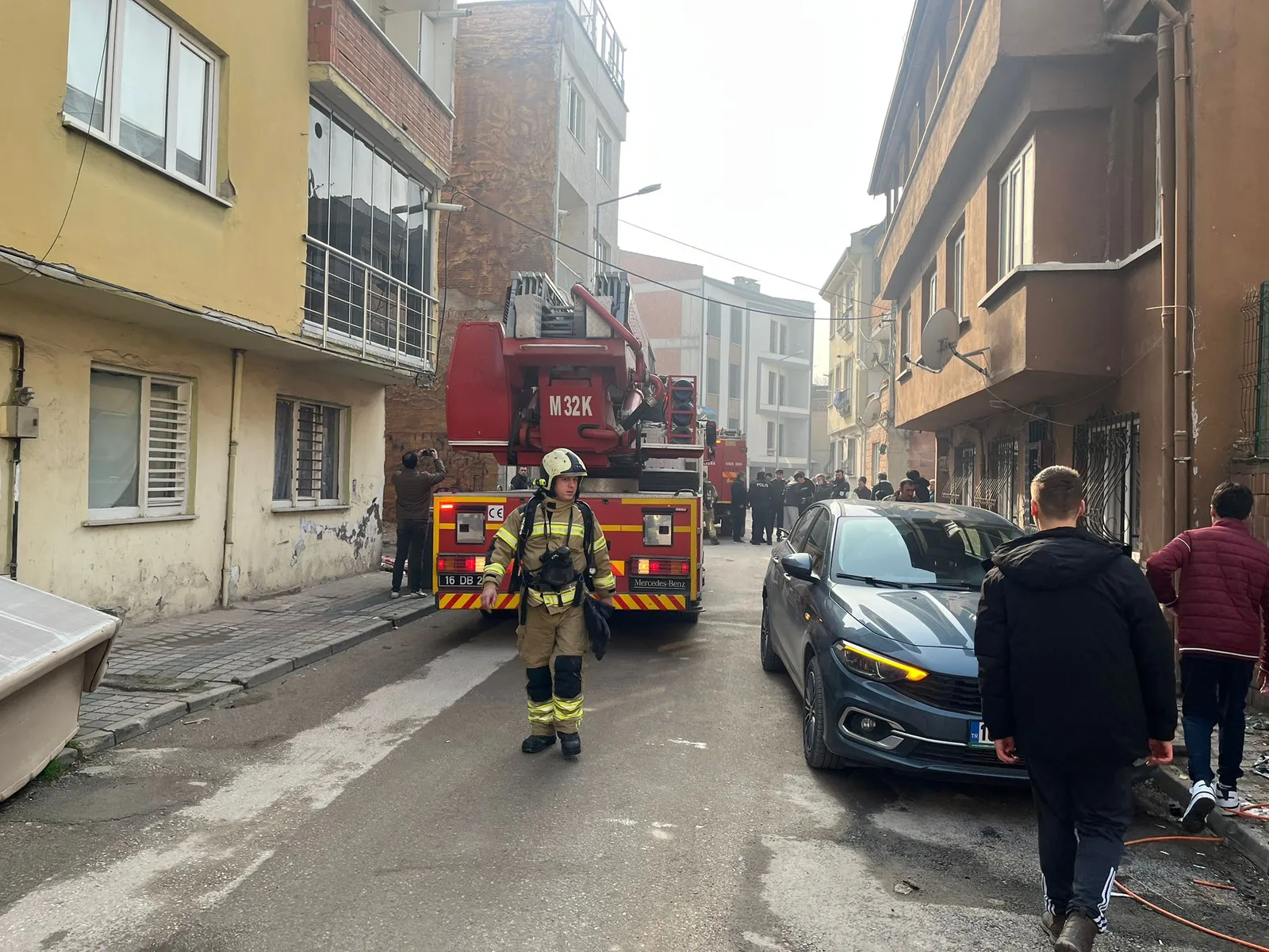 İnegöl'de madde bağımlısının neden olduğu yangın korkuttu