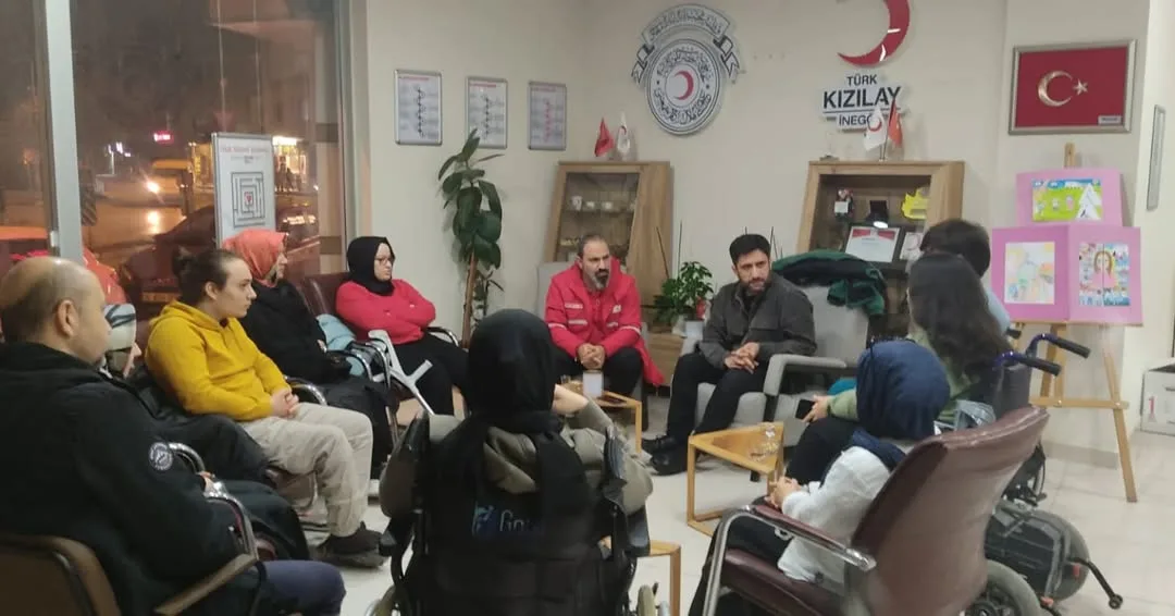 İnegöl Kızılay Engelsiz Kulübü kuruldu