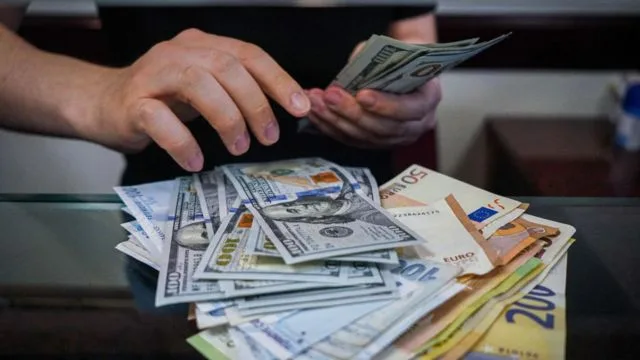 Tedarikçilerin ‘döviz’ oyunu