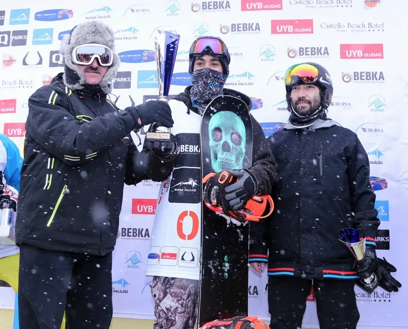 Uludağ'da snowboard şov