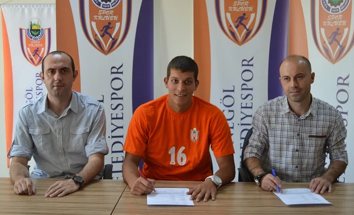 Belediyespor gençlere yöneldi