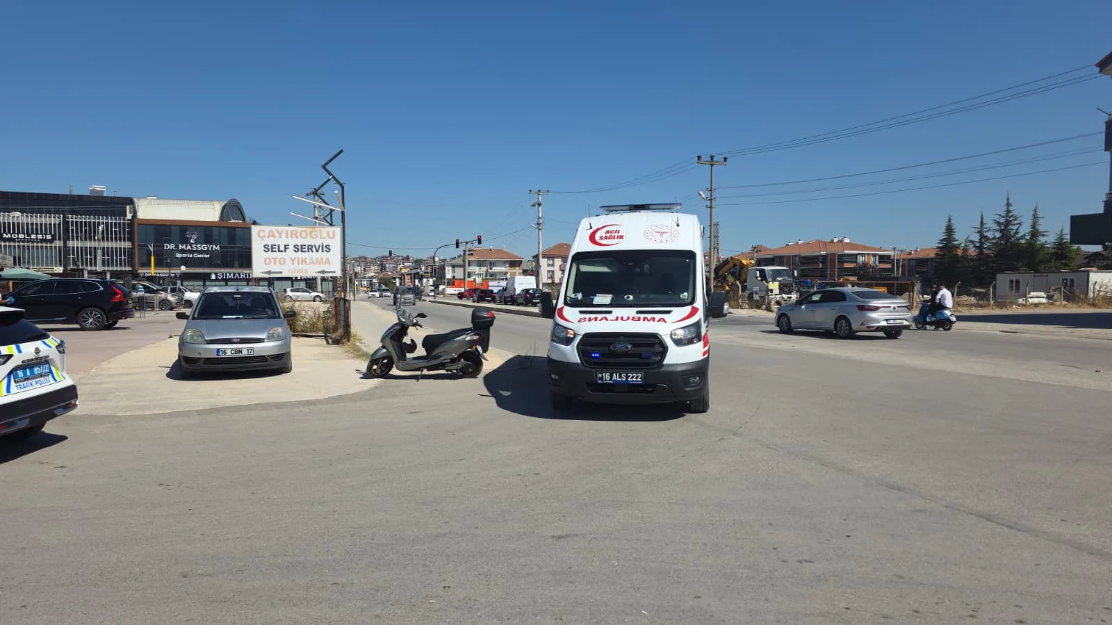 Çarpıp olay yerinden kaçtı