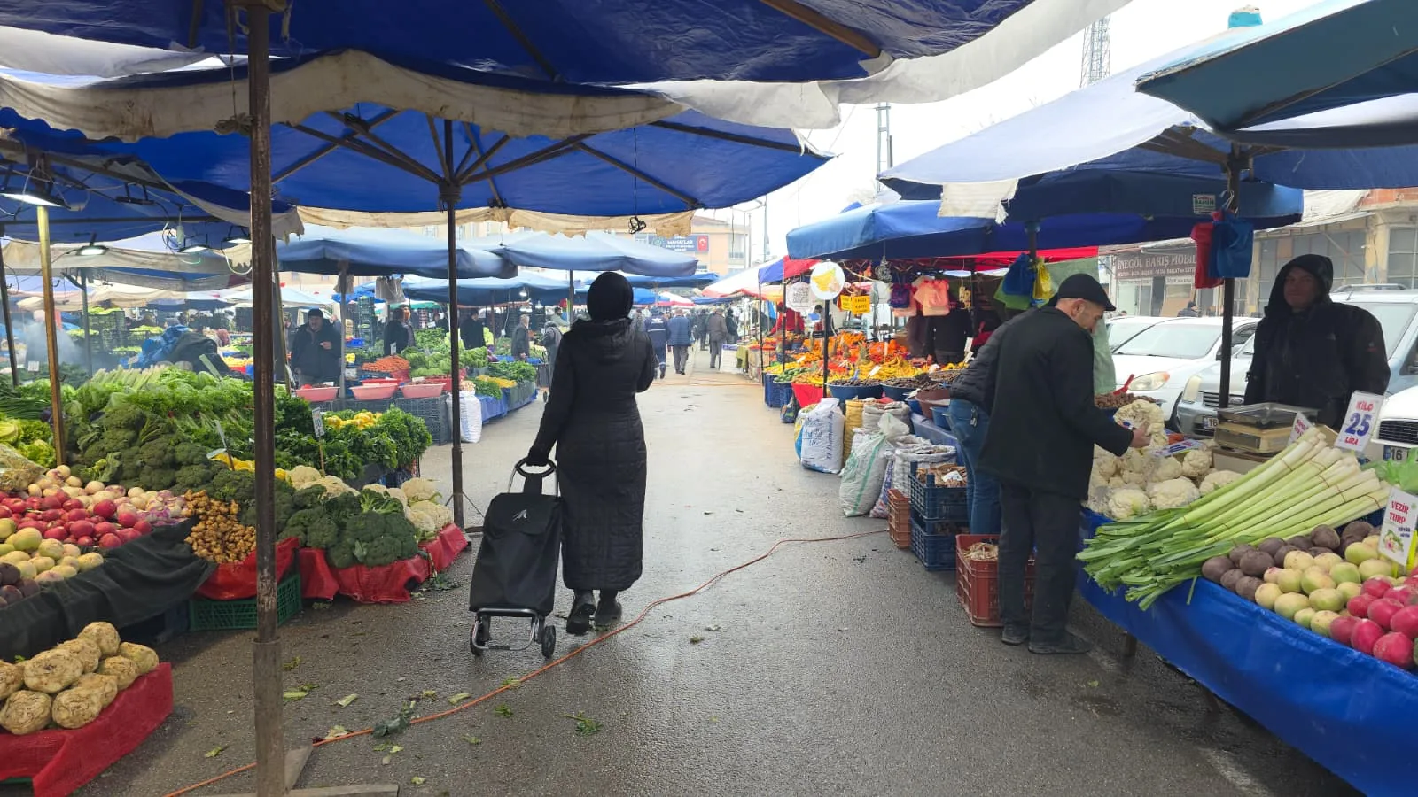 İnegöl Kent Konseyi’nden pazar yerleriyle ilgili dikkat çeken açıklama