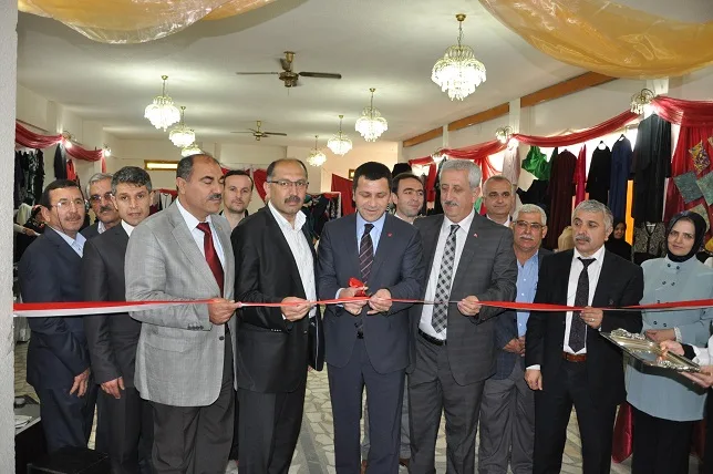 Başarılı kursiyerler belgeleniyor