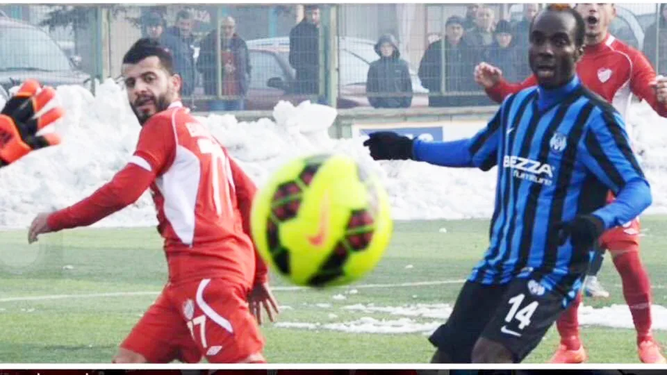 Gençlergücü'nde yaprak dökümü başladı
