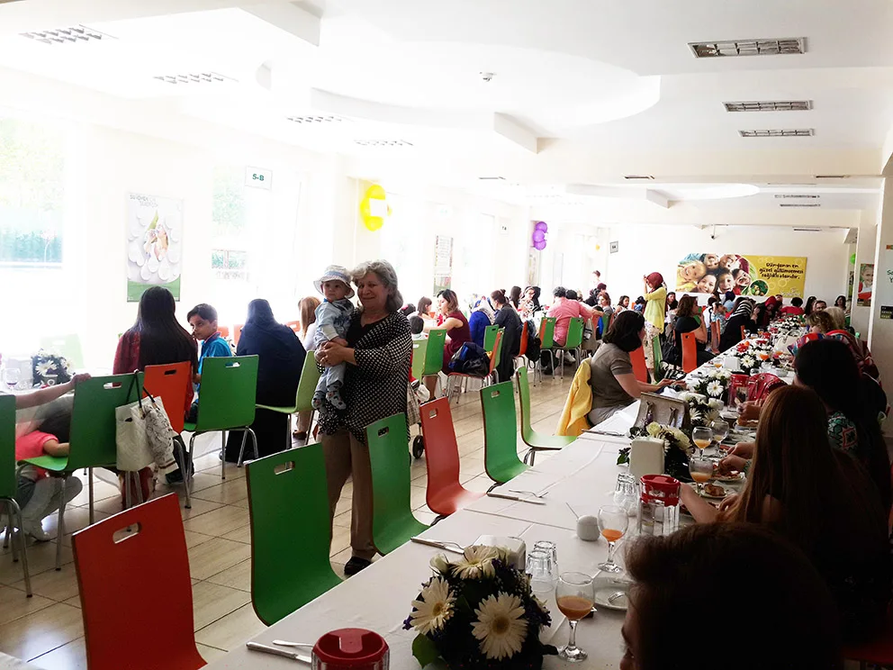 Doğalı miniklerden Annelere özel program