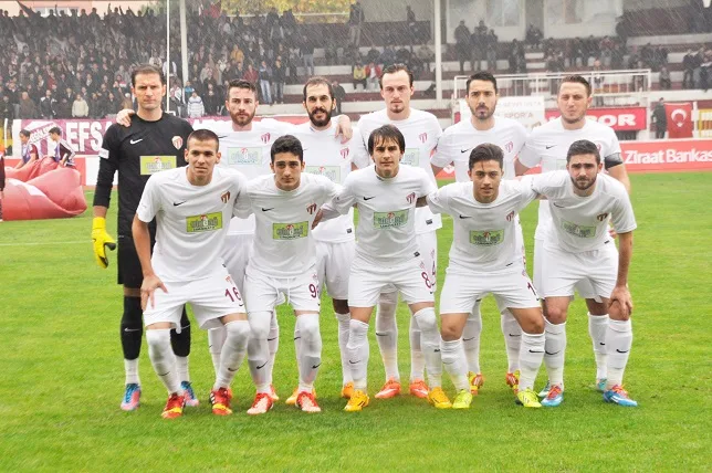 İnegölspor fırsat tepti