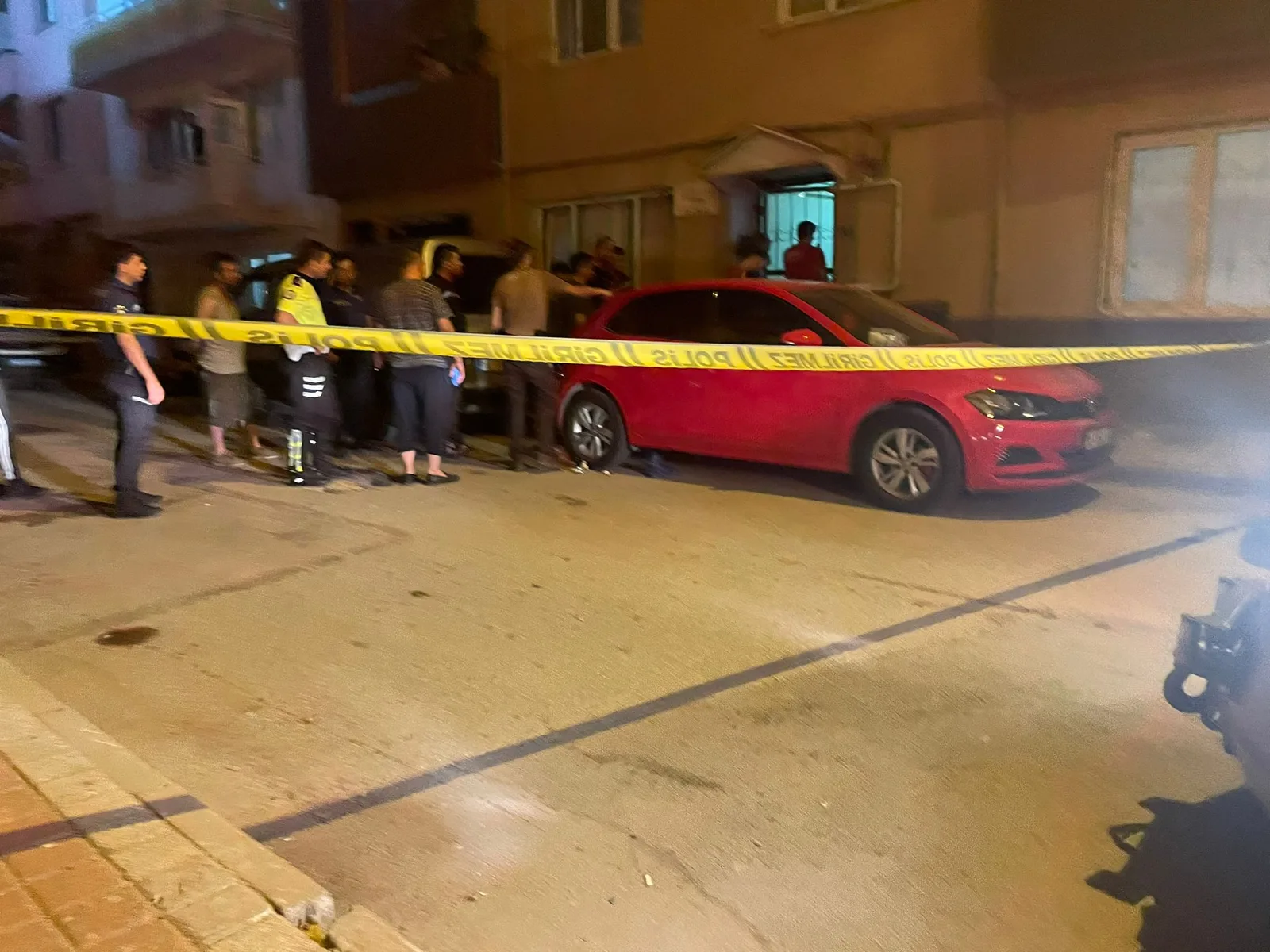 İnegöl'de genç kız ağır yaralandı