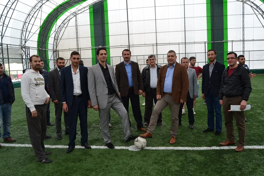AK gençlerin turnuvası başladı