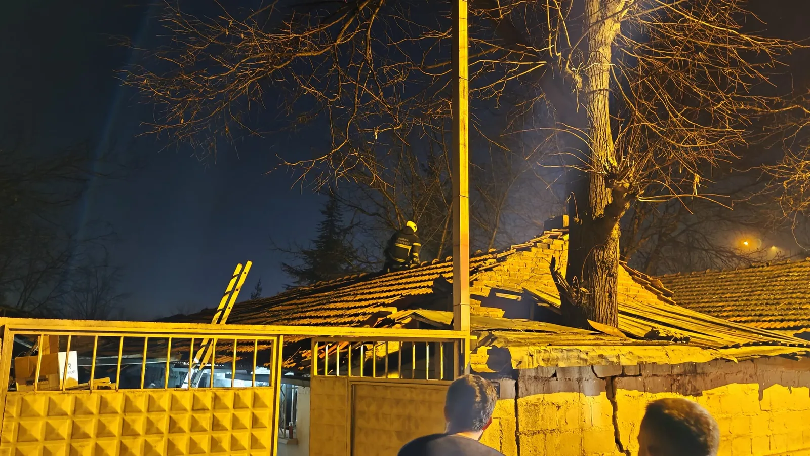 Yüzlerce civciv telef oldu