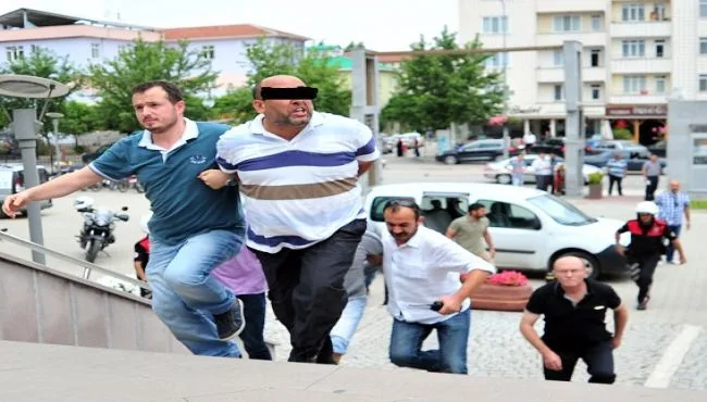 Uyuşturucu çetesi hâkim karşısında